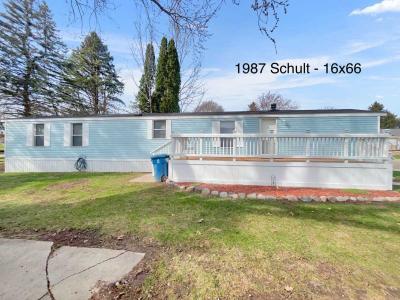 Photo 2 of 30 of home located at 1819 Aldrin Court Milford, MI 48381