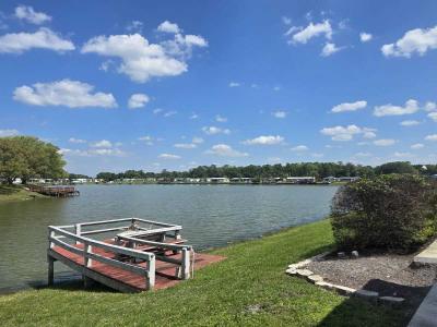 Photo 2 of 8 of home located at 16834 Silver Shores Lane Odessa, FL 33556