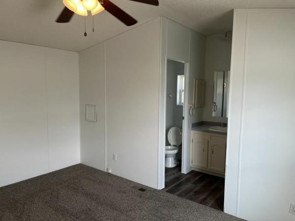 2000 Highland unknown Mobile Home