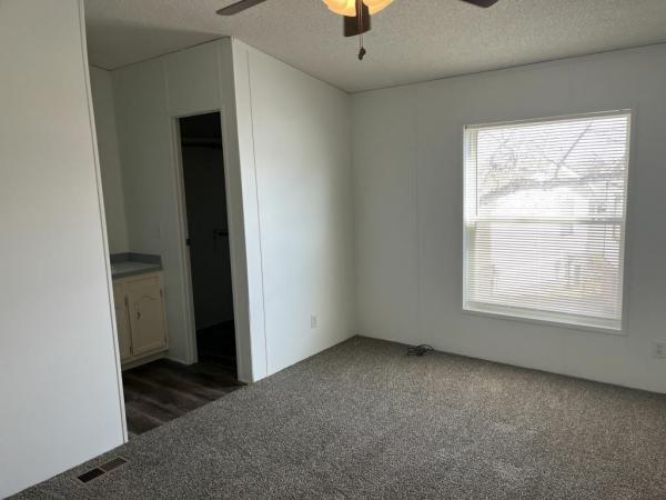 2000 Highland unknown Mobile Home