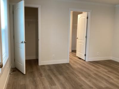 Photo 3 of 4 of home located at 10 Roxbury Park Goshen, IN 46526