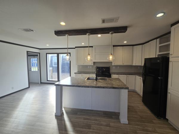 2022 Champion 24CSD2852J Mobile Home