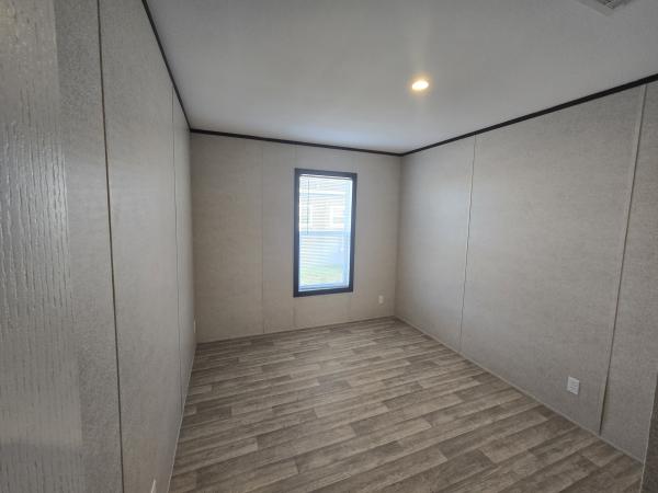 2022 Champion 24CSD2852J Mobile Home
