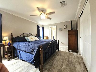 Photo 4 of 9 of home located at 228 Gum Lane Lake Alfred, FL 33850