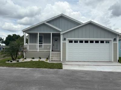 Photo 3 of 20 of home located at 765 Arbor Estate Way Plant City, FL 33565