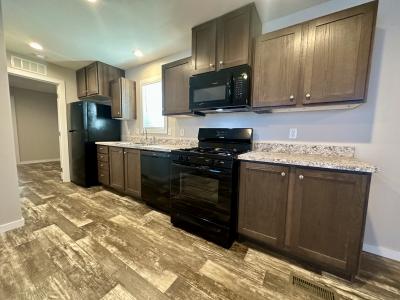 Mobile Home at 816 Strawberry Lane Muskegon, MI 49442