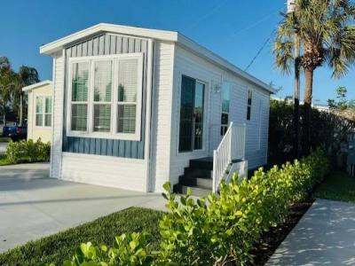 Mobile Home at 326 Marie Ln, #326 Naples, FL 34104