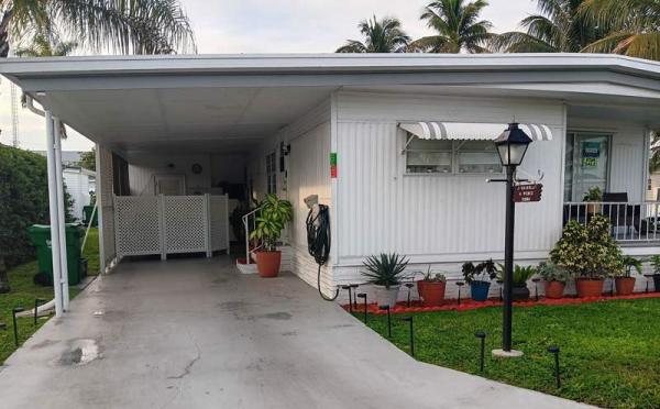 Photo 1 of 2 of home located at 3244 Florida St. Lot #062 Hollywood, FL 33021