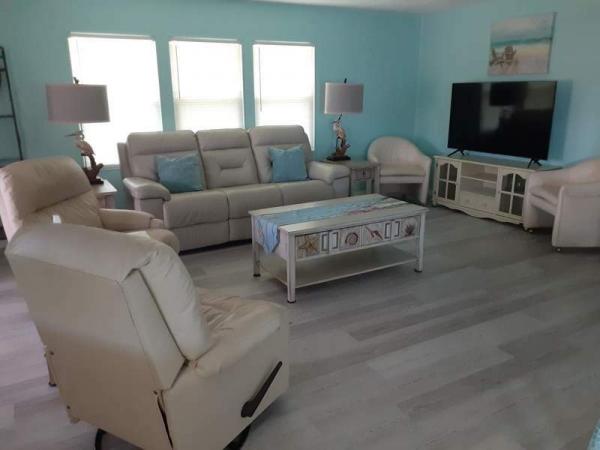 Photo 1 of 2 of home located at 286 Apricot St Bradenton, FL 34207