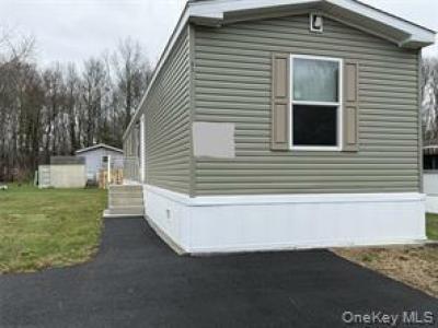 Mobile Home at 3146 Route 9W Lot 5A New Windsor, NY 12553