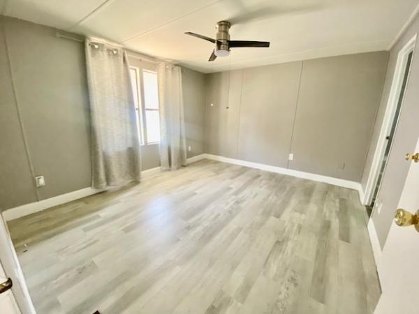 1983 Broo HS Mobile Home