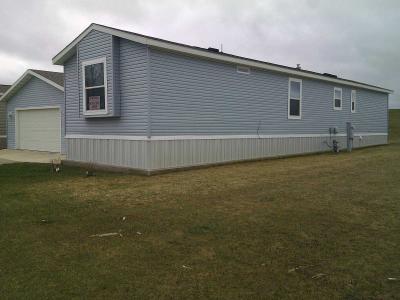 Photo 3 of 22 of home located at 102 Cedar Drive Reeseville, WI 53579