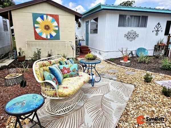 1963 Chic Mobile Home