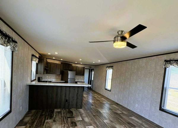 Photo 1 of 2 of home located at 1687 Meadow Ln #31 Reese, MI 48757