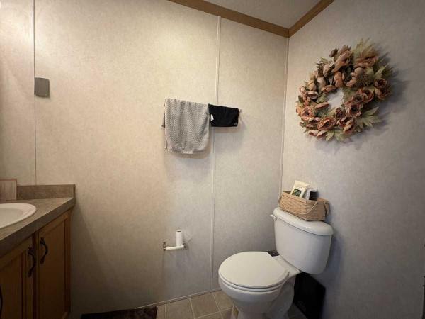 2009 Pine Grove Manufactured Home