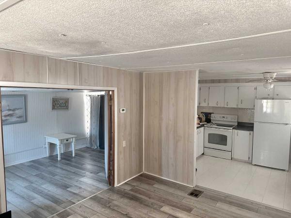 AGE 40+ PARK Mobile Home