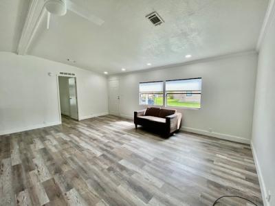 Photo 4 of 18 of home located at 527 Wavecrest Ct. Melbourne, FL 32934