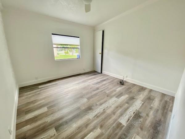 1986 Palm  HS Mobile Home