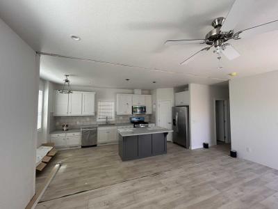 Photo 4 of 20 of home located at 3444 W Center Street #6 Riverside, CA 92501