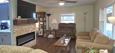 Photo 4 of 8 of home located at 21320 W. Spruce Drive Warrenton, MO 63383