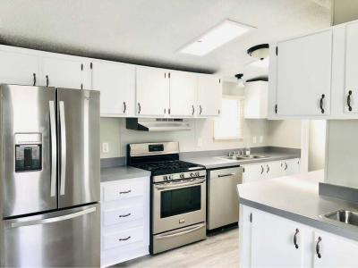 Photo 4 of 11 of home located at 6620 Washington Blvd 71 Elkridge Mobile Home Park, MD 21075