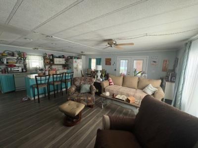 Photo 3 of 11 of home located at 3113 State Road 580, #405 Safety Harbor, FL 34695