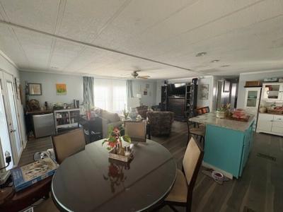 Photo 5 of 11 of home located at 3113 State Road 580, #405 Safety Harbor, FL 34695