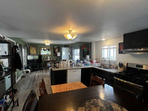 1972 FLEETWOOD Manufactured Home