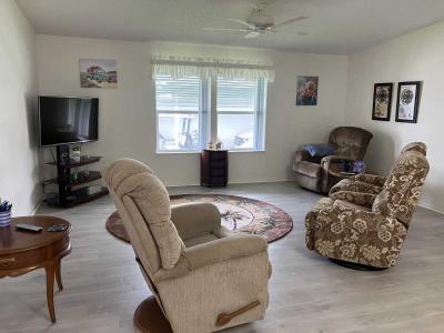 Photo 5 of 15 of home located at 517 Caymen Dr. Lot 205 Lake Wales, FL 33859