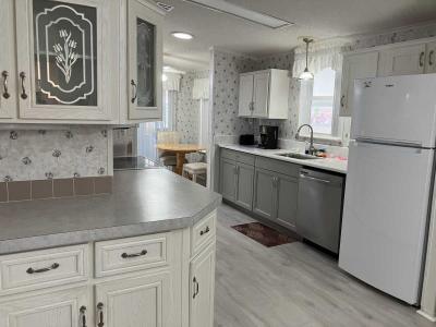 Photo 4 of 15 of home located at 517 Caymen Dr. Lot 205 Lake Wales, FL 33859