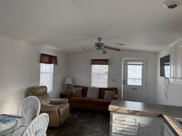 2013 Richwood 37B1A(3) PORCH Mobile Home