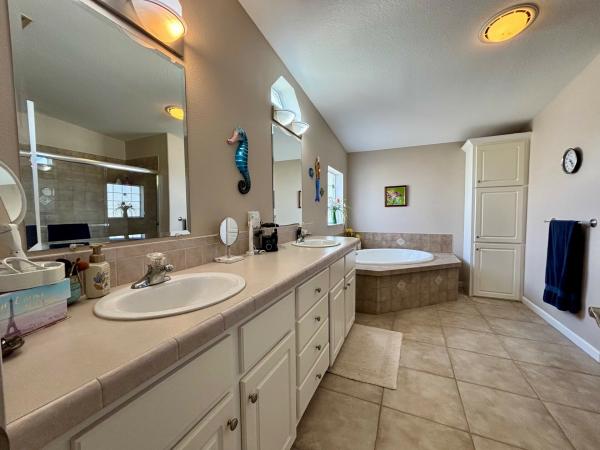 2005 Mobile Home