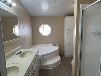 Photo 5 of 9 of home located at 4814 Wedge Drive San Antonio, TX 78244