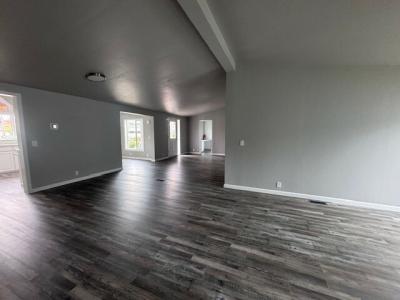 Photo 5 of 15 of home located at 3355 N Delta Hwy., #56 Eugene, OR 97408