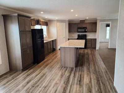 Photo 3 of 10 of home located at 5702 Angola Rd. #73 Toledo, OH 43615