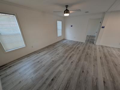 Photo 4 of 17 of home located at 841 Walker Dr. Tampa, FL 33613