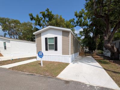 Photo 2 of 17 of home located at 843 Walker Dr. Tampa, FL 33613