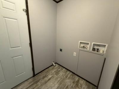 Photo 4 of 13 of home located at 2525 County Line Rd., #249 Des Moines, IA 50321