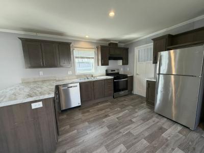 Photo 3 of 10 of home located at 2525 County Line Rd., #92 Des Moines, IA 50321