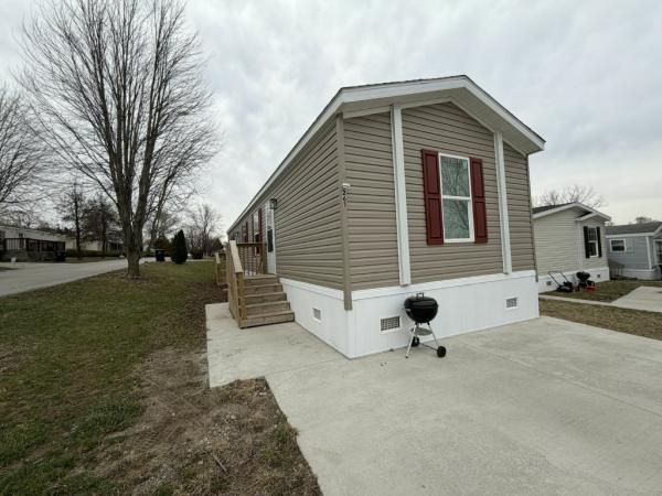 Photo 1 of 2 of home located at 2525 County Line Rd., #261 Des Moines, IA 50321