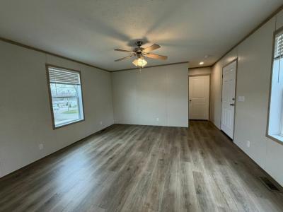 Photo 2 of 11 of home located at 2525 County Line Rd., #261 Des Moines, IA 50321