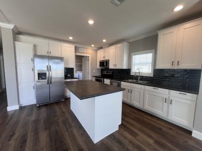 Photo 4 of 12 of home located at 189 Cradle Drive Kyle, TX 78640