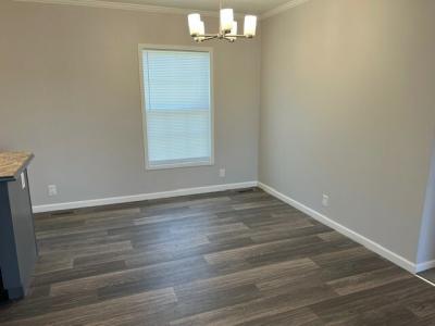 Photo 5 of 21 of home located at 156 Lake Meadow Drive Batavia, OH 45103