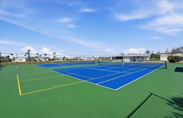 1994 Fleetwood Mobile Home