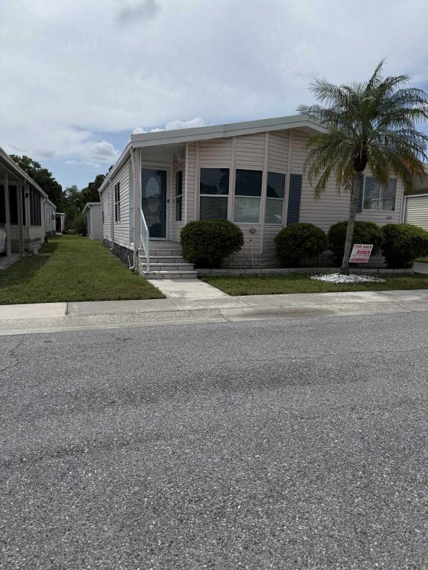 Photo 1 of 2 of home located at 1001 Starkey Rd Largo, FL 33771