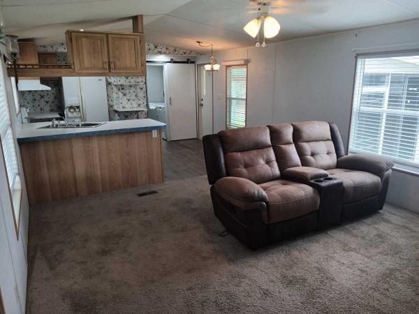 1998 Manufactured Home
