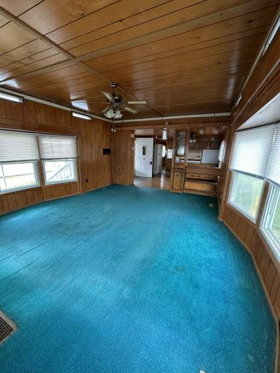 Photo 3 of 8 of home located at 30630 Drouillard Rd. Lot 355 Walbridge, OH 43465