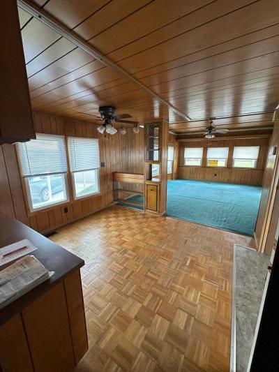 Photo 4 of 8 of home located at 30630 Drouillard Rd. Lot 355 Walbridge, OH 43465