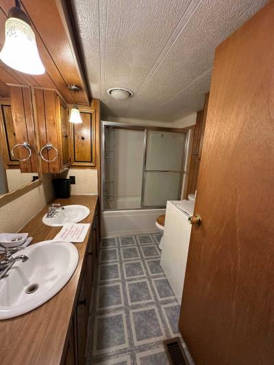 Photo 5 of 8 of home located at 30630 Drouillard Rd. Lot 355 Walbridge, OH 43465