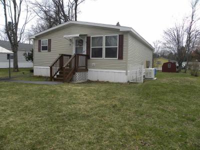 Photo 2 of 24 of home located at 17 Jones Rd Saratoga Springs, NY 12866